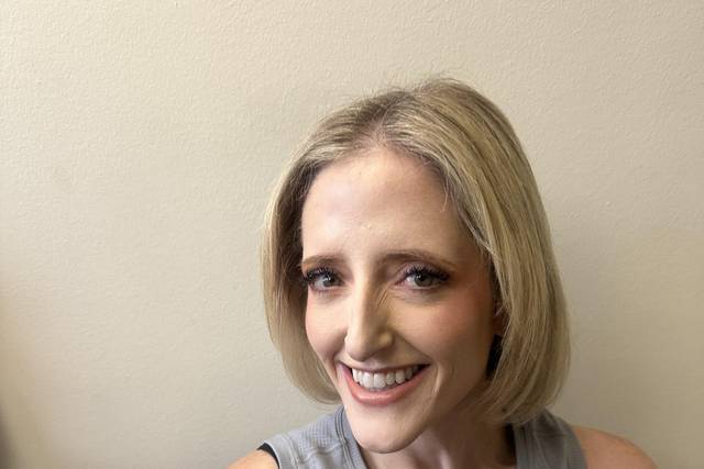 Queen Expressions Glam