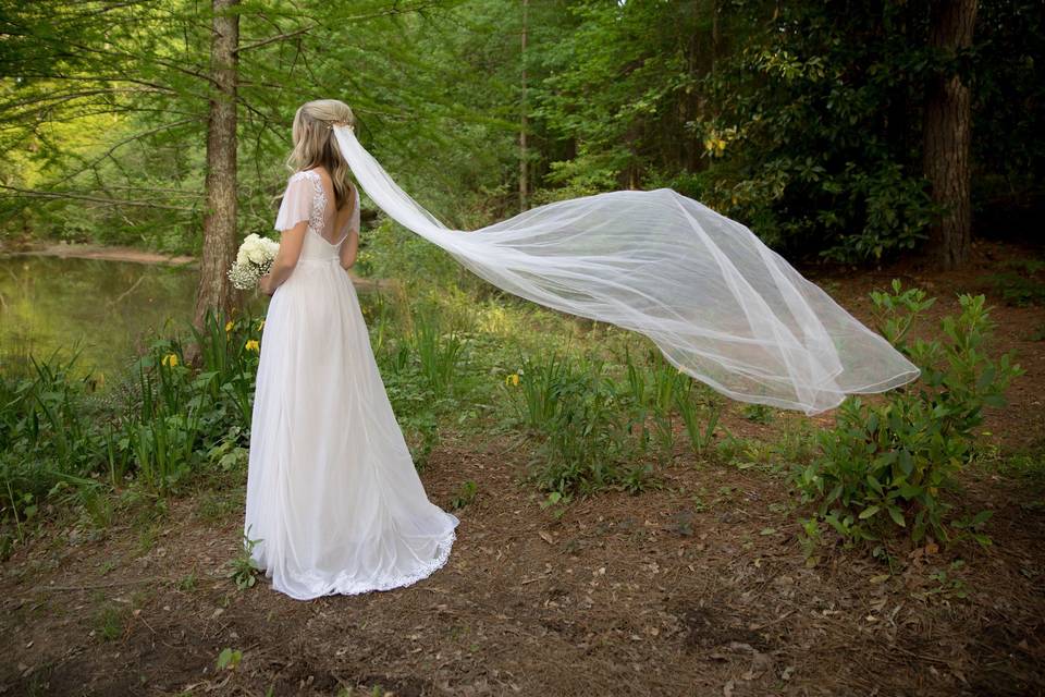 En Blanc Bridal Studio