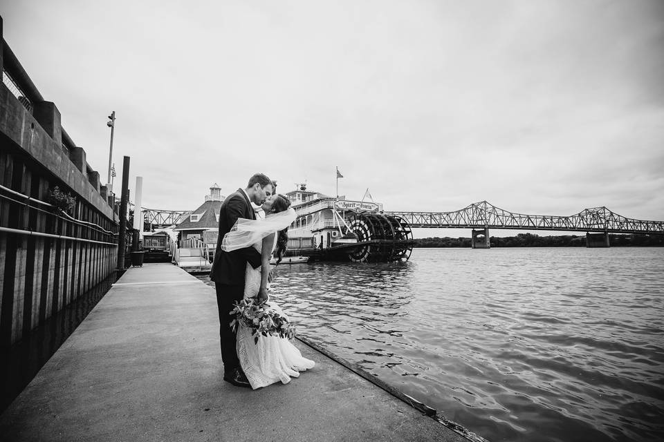 Kiss on the river - Chris McGuire Photography