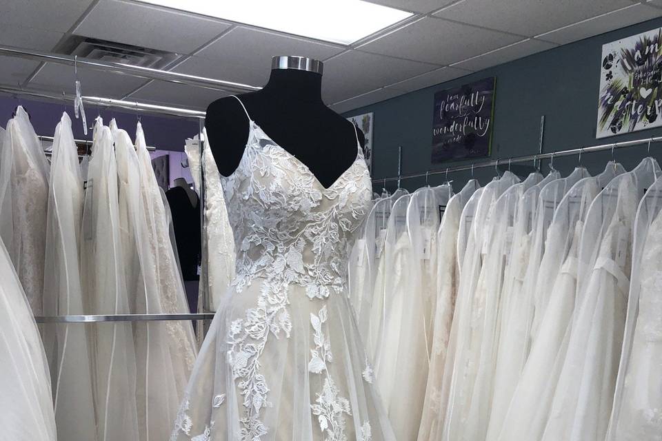 Bridal Traditions Wedding & Prom Attire