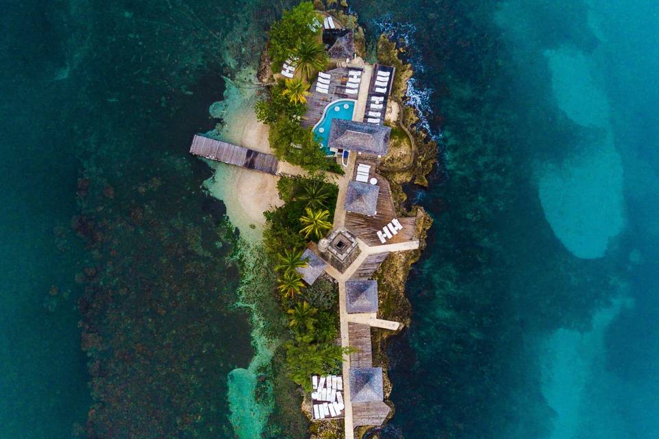 Jamaica-Tower-Isle_unsplash.jpg