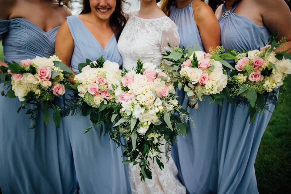 Bridal party bouquet | of Tim Tab Studios