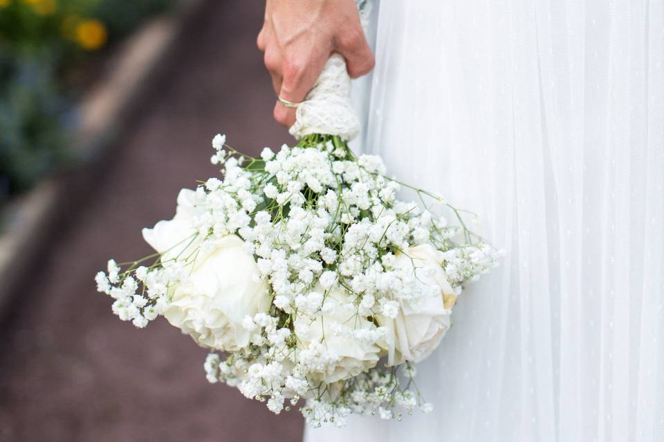 Market / Wholesale Baby's Breath in Raleigh NC - Fallon's Flowers