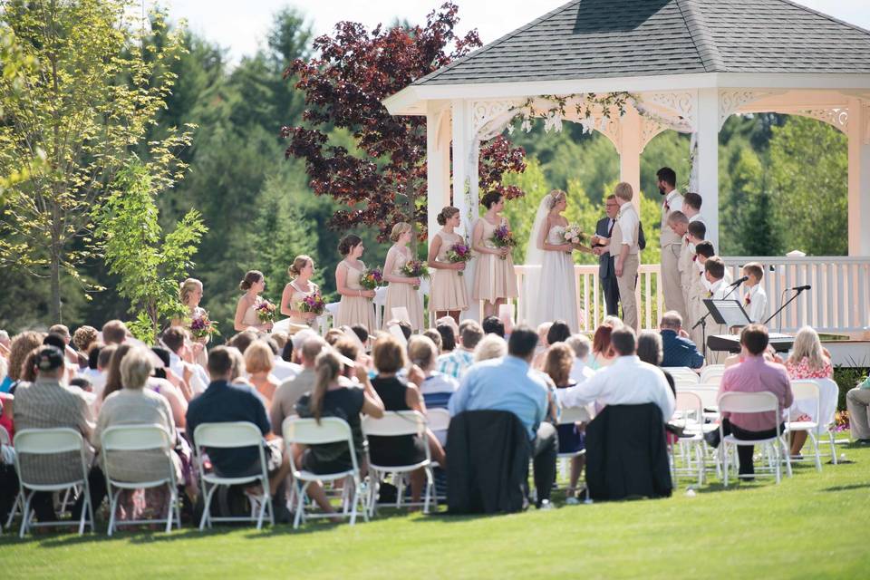 Outdoor ceremony