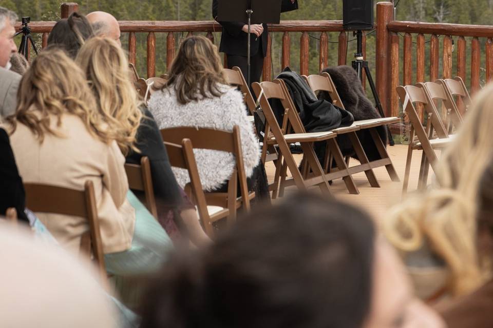 April Ceremony Decor