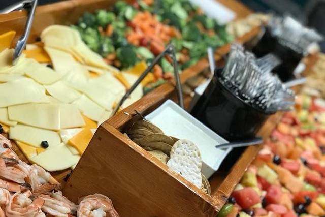 DJ's Catering & Services