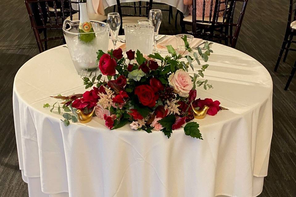 Beautiful couples table.