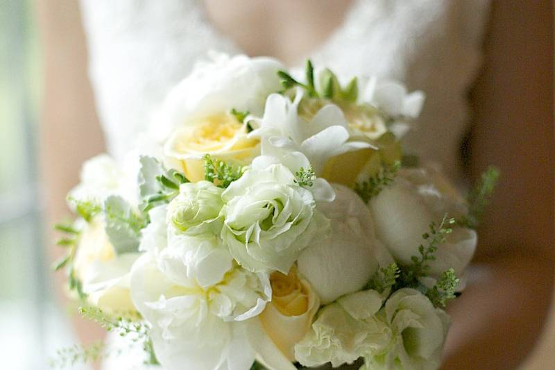 White flower bouquet