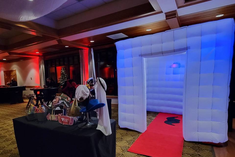 White LED Cube Photo Booth