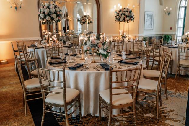 Moi Chic Wedding and Event Planner