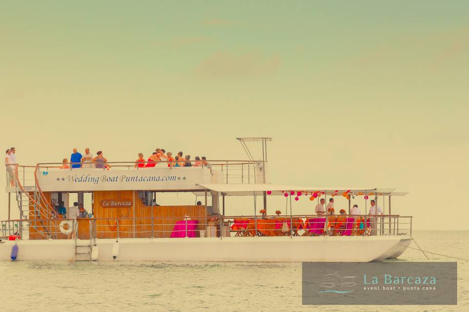 La Barcaza Wedding And Event Boat