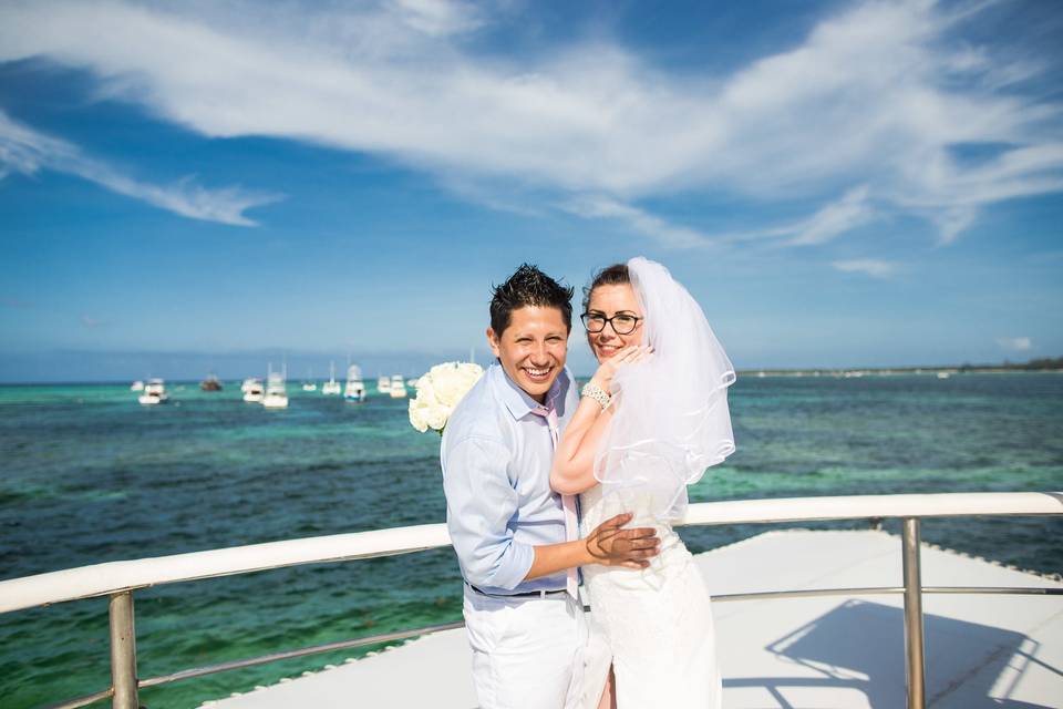 La Barcaza Wedding and Event Boat