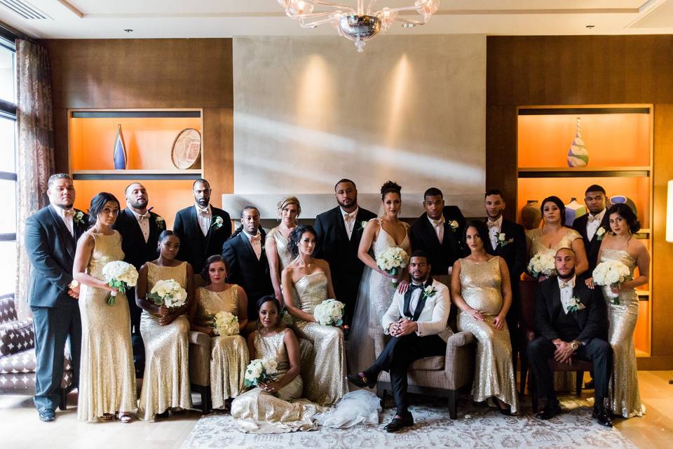 Newlyweds with the bridal party