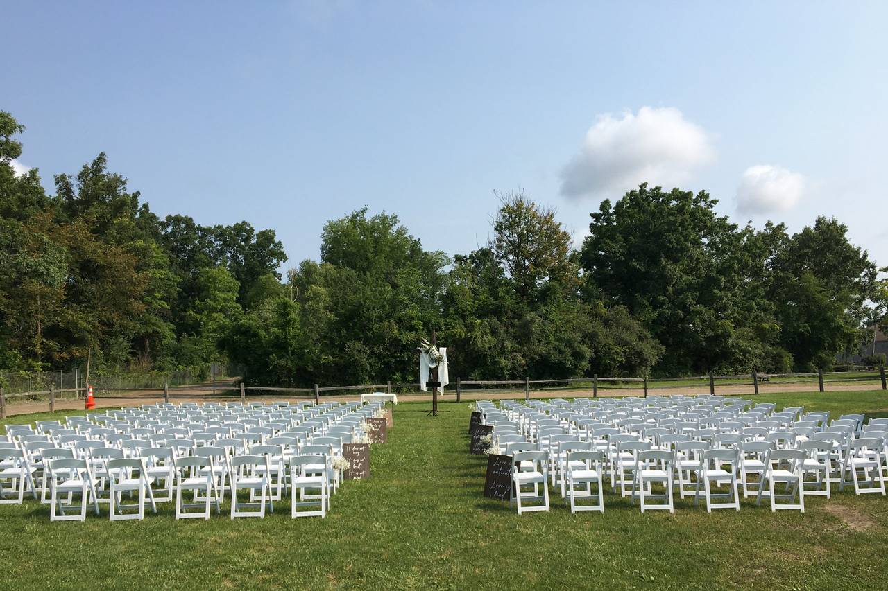 The Historic Ellis Barn - Venue - Davisburg, MI - WeddingWire