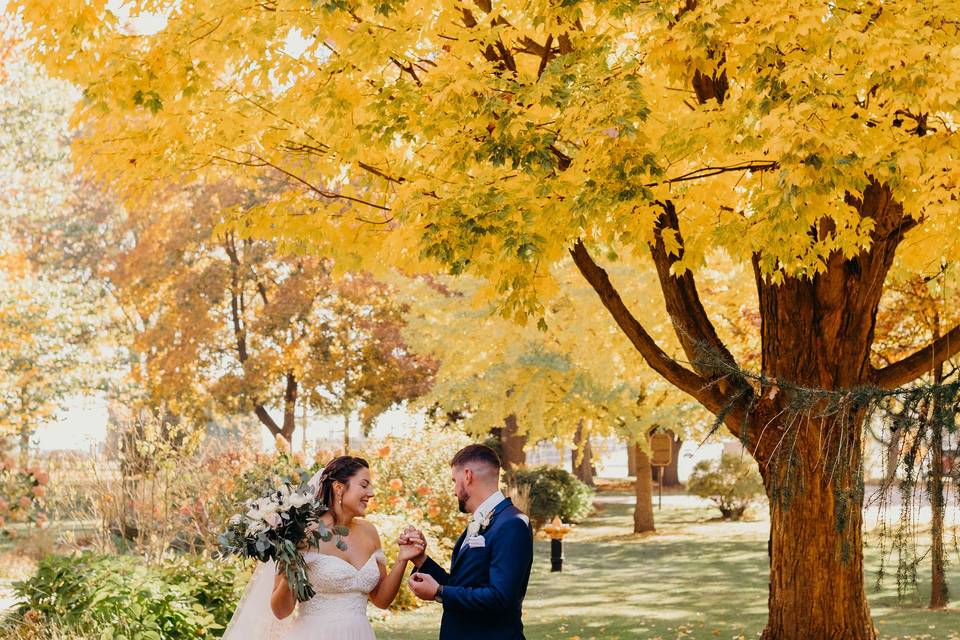 Couple in gardens