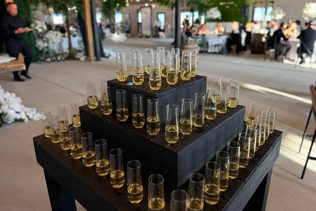 Champagne toast table