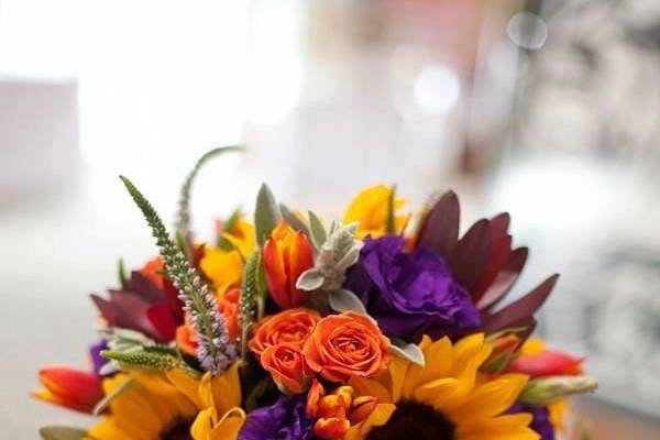 Bartz Viviano Flowers & Gifts