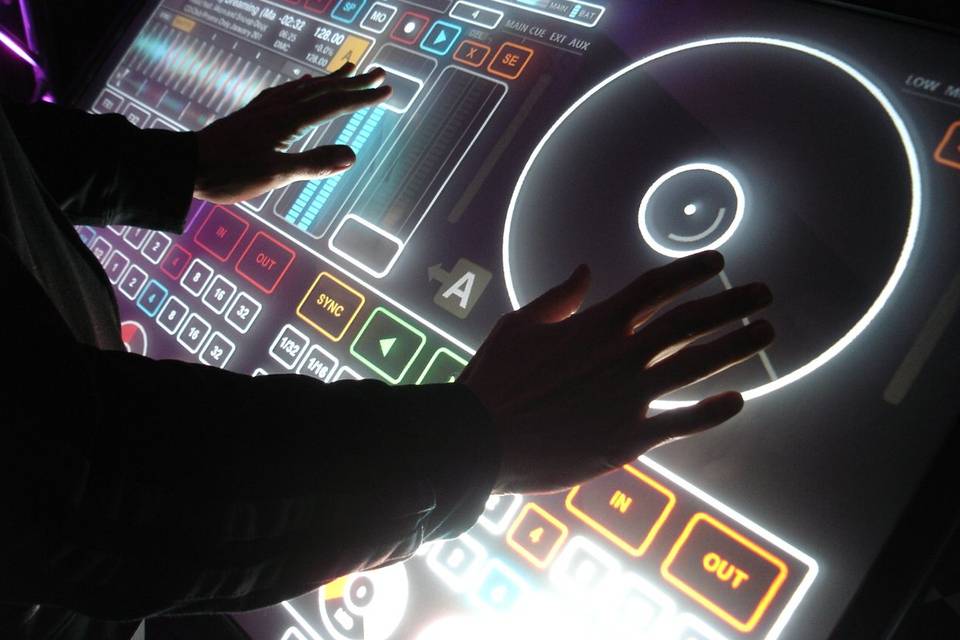 * Touch Screen DJ & Special Event Lighting *