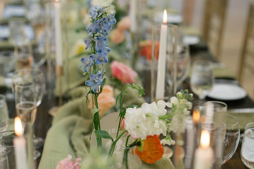 Delicate centerpieces