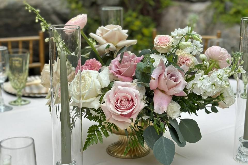 Low Centerpiece with Tapered C