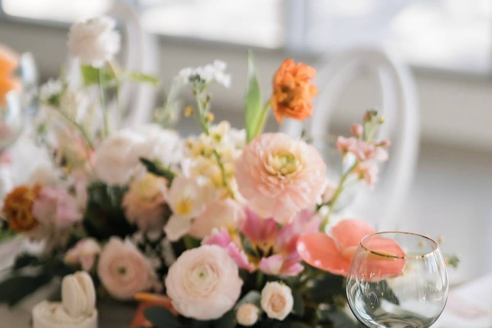 Modern Style Arrangement