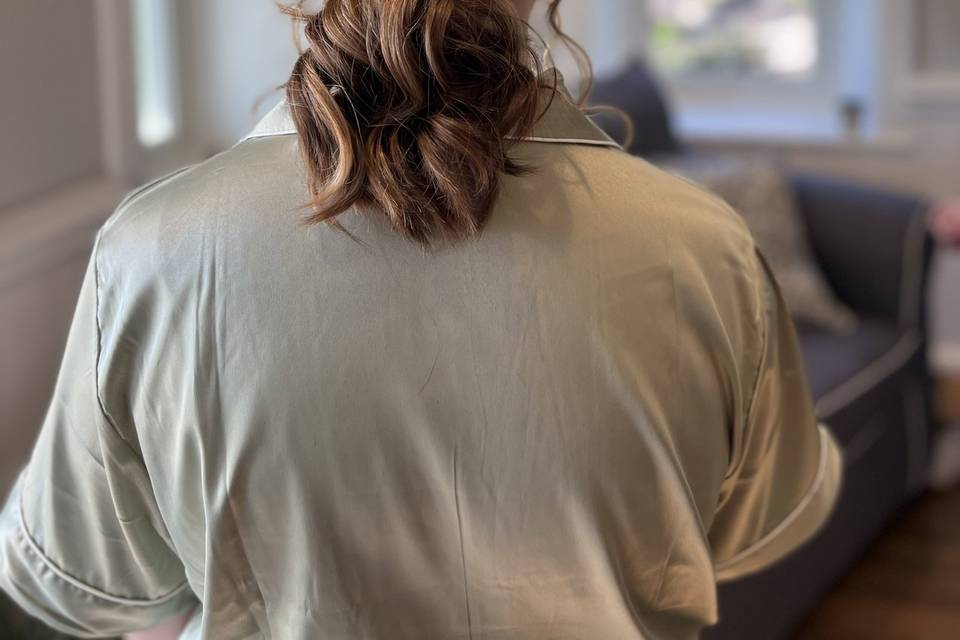 Half up half down do