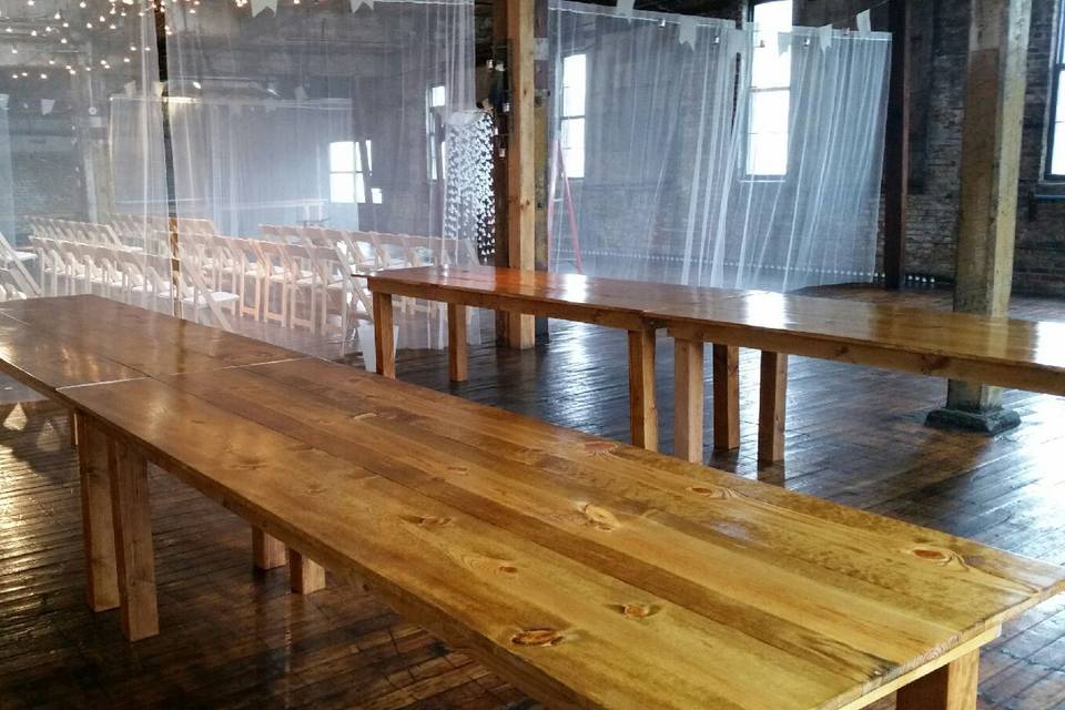 Empty long table for rent