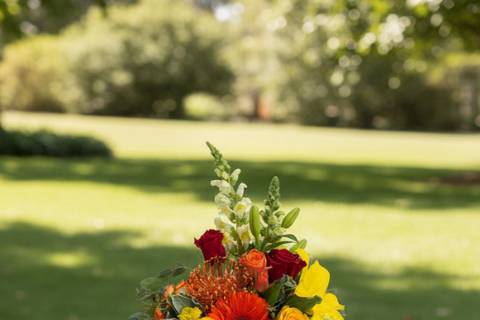 Rustic spring centerpiece