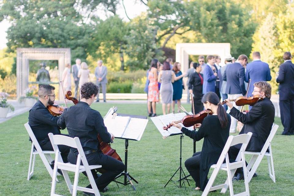 String quartet outdoors