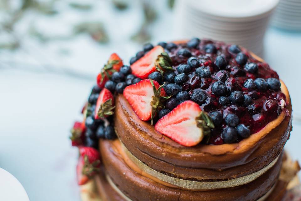 Cake and berries