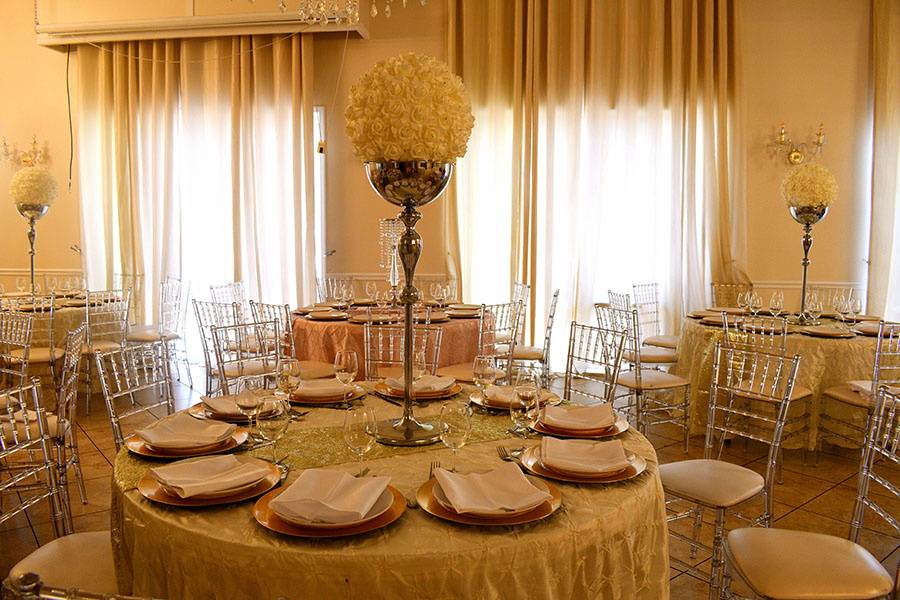 Table setting Feragne Villa