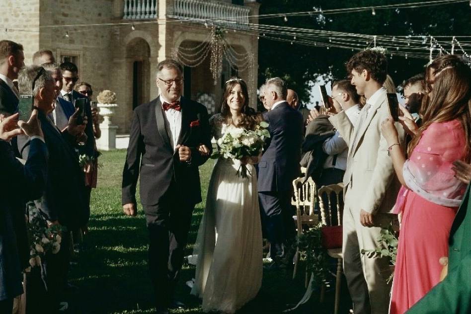 Bride is coming