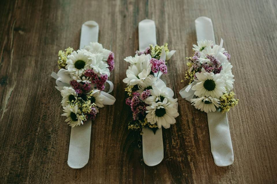 Bridesmaids’s flowers