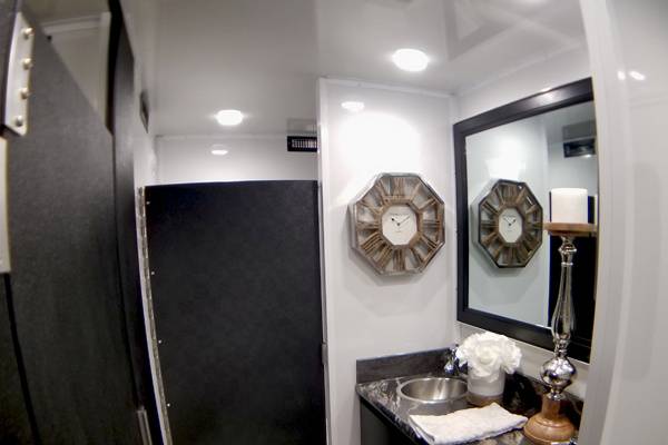 LAdies Room, Sinks and mirror