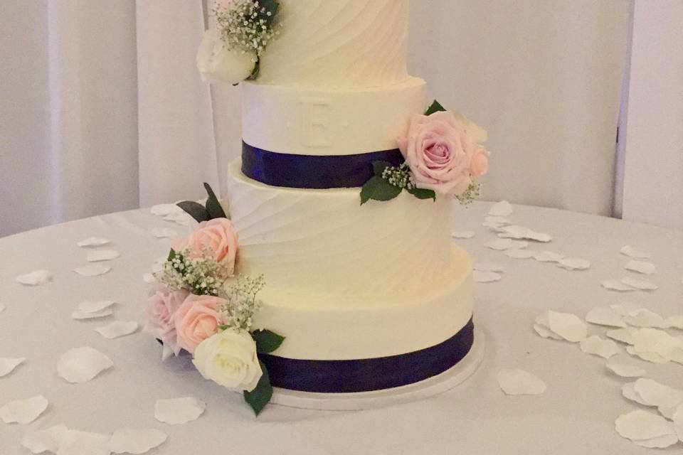 Monogrammed wedding cake