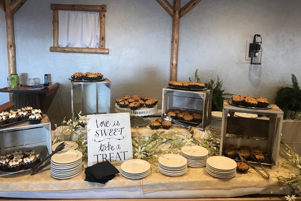 Mini pies bar