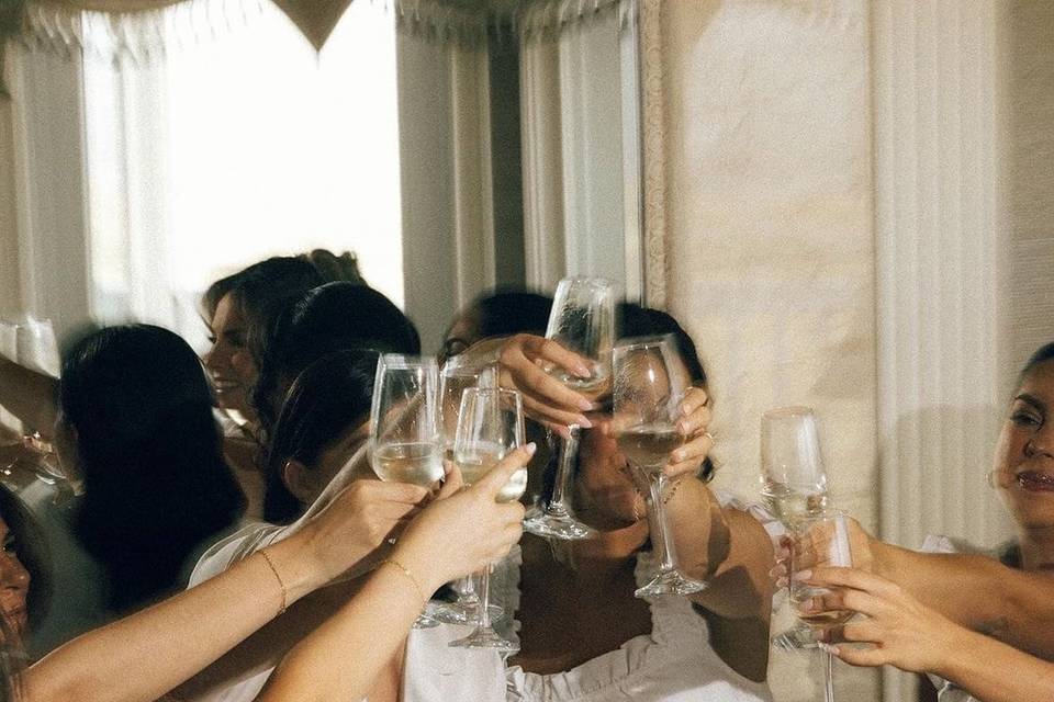 Bridal hydration party