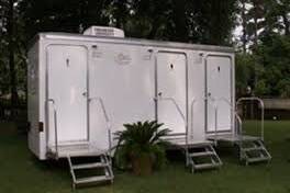 WhataLoo Luxury Mobile Restrooms
