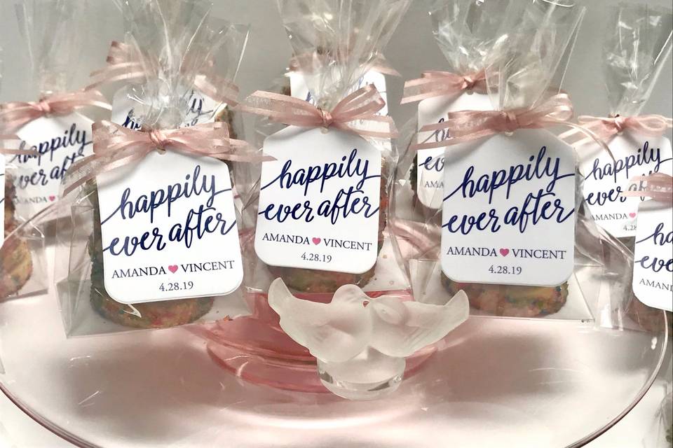 Wedding cookie favors