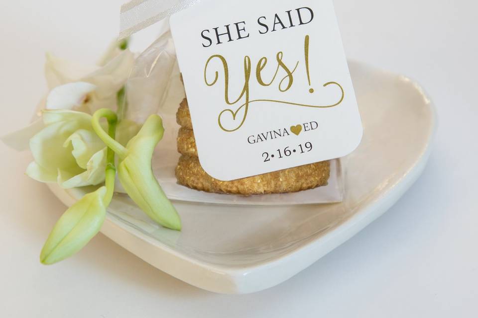 Engagement party cookie favors