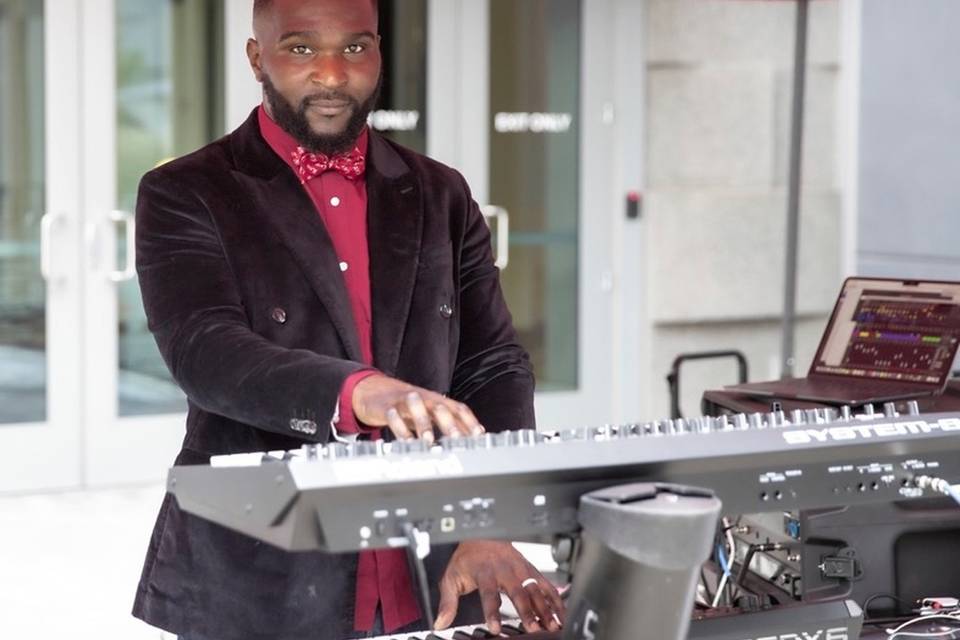 MJ MusiK LLC