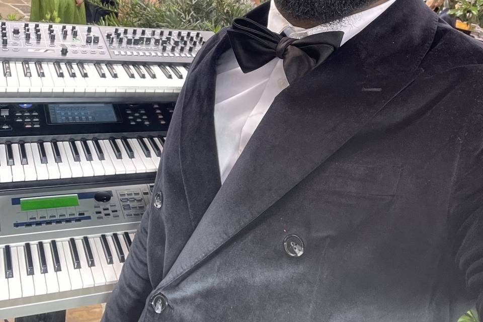 MJ MusiK LLC