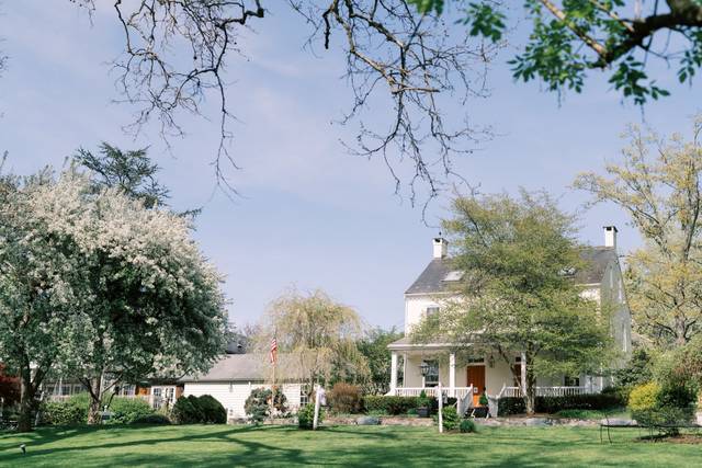 Riverdale Manor