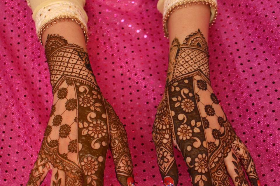 Bhavna's Henna & Arts