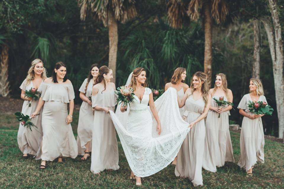 Low Country bridesmaids