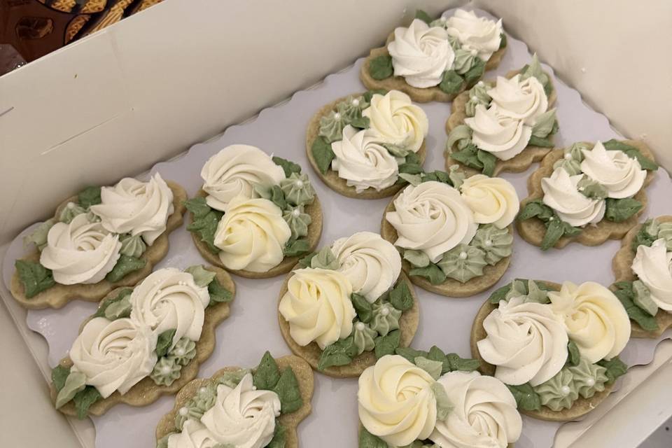 Buttercream sugar cookies