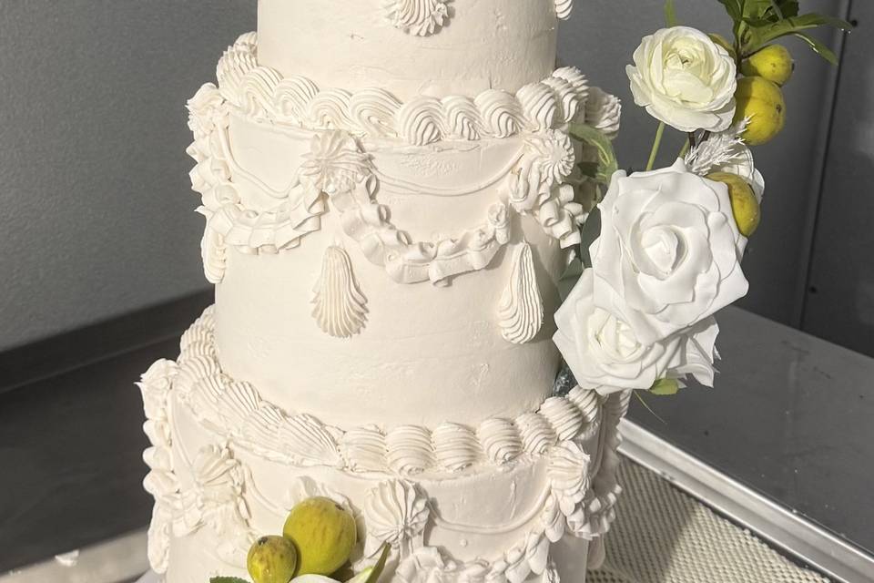 4 tier cake