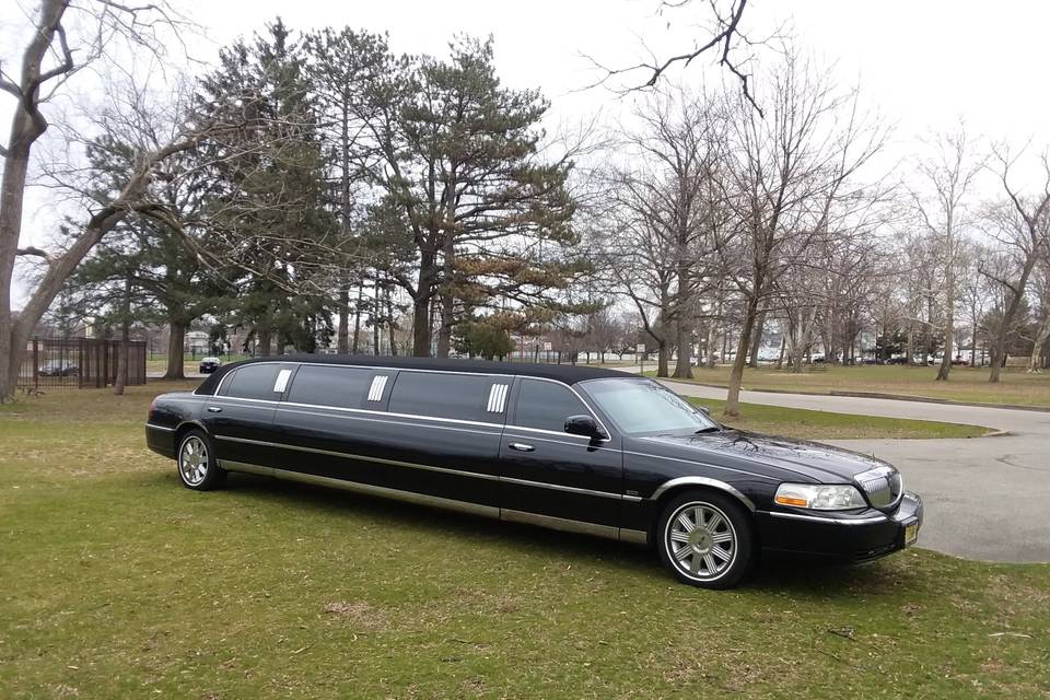 Lincoln limousine