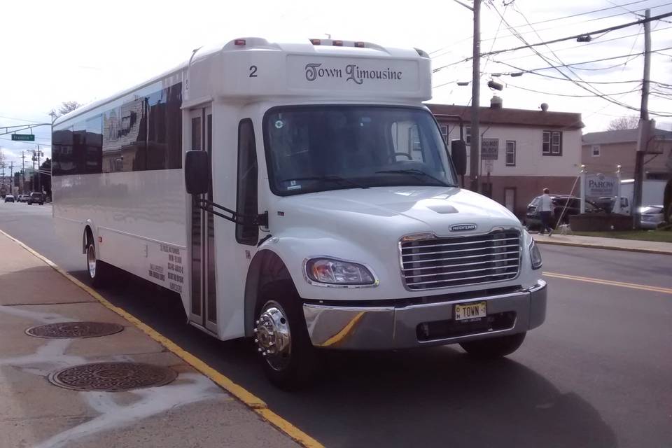 40 passengers party bus