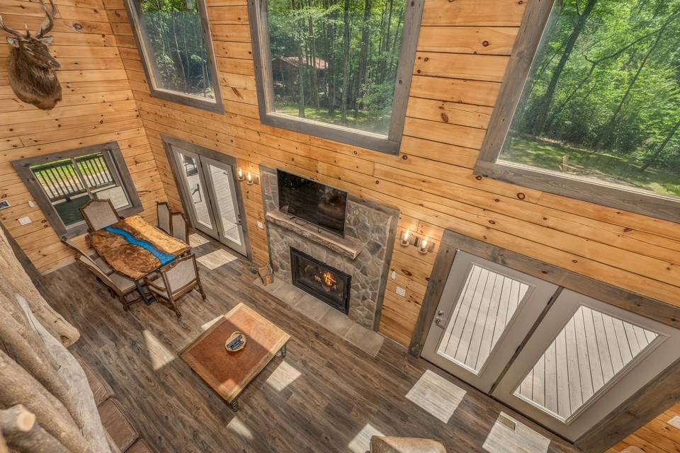Cherokee Creek Lodge
